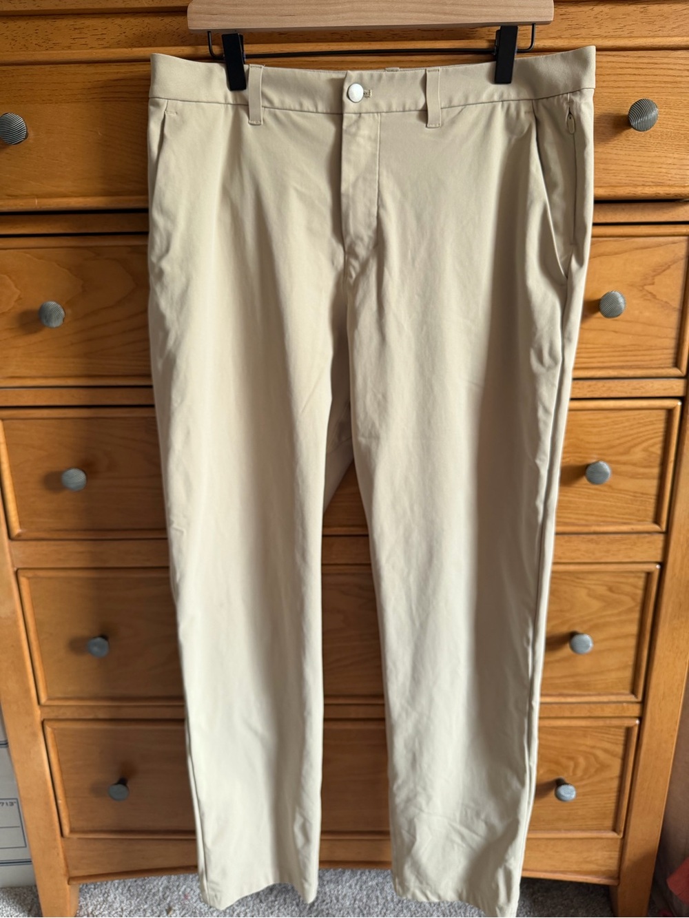 Lululemon ABC Classic Fit Warpstreme Trouser Oakwood Tan Mens Size 33 LM5AO5S